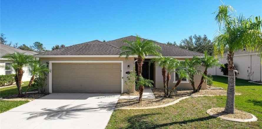 House in Daytona Beach, Florida 3 bedrooms, 134.62 sq.m. № 1564083