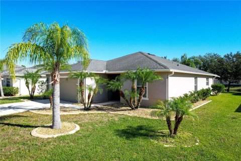 House in Daytona Beach, Florida 3 bedrooms, 134.62 sq.m. № 1564083 - photo 2