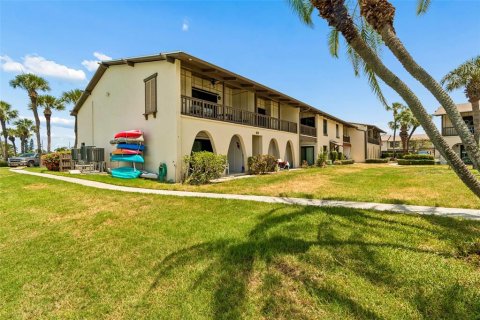 Condominio en alquiler en Treasure Island, Florida, 1 dormitorio, 72.93 m2 № 2156496 - foto 25