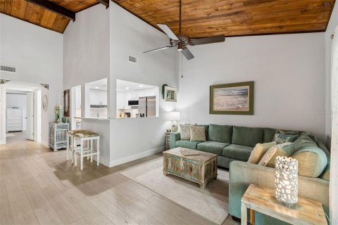 Condominio en alquiler en Treasure Island, Florida, 1 dormitorio, 72.93 m2 № 2156496 - foto 14