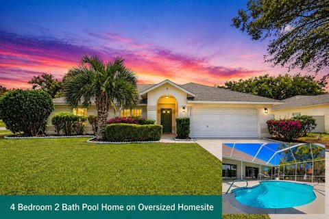 House in Palm Coast, Florida 4 bedrooms, 206.8 sq.m. № 2094616
