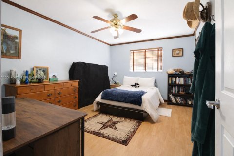 Villa ou maison à louer à Homestead, Floride: 3 chambres, 160.07 m2 № 2076063 - photo 11