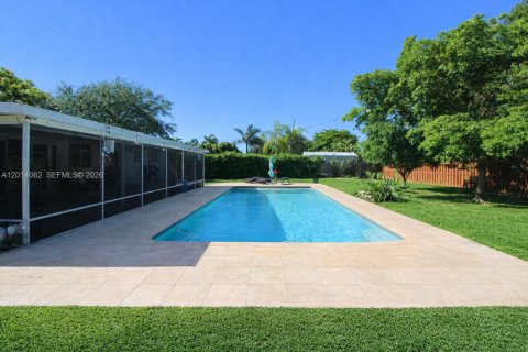 Villa ou maison à louer à Homestead, Floride: 3 chambres, 160.07 m2 № 2076063 - photo 19