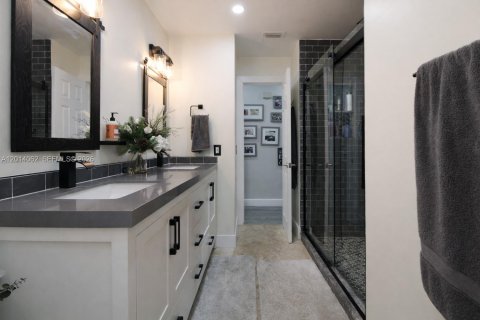 Villa ou maison à louer à Homestead, Floride: 3 chambres, 160.07 m2 № 2076063 - photo 14