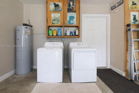 Villa ou maison à louer à Homestead, Floride: 3 chambres, 160.07 m2 № 2076063 - photo 21