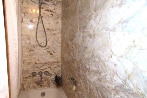 Condominio en venta en Largo, Florida, 2 dormitorios, 141.21 m2 № 2214572 - foto 19