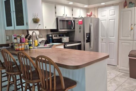 Condominio en venta en Largo, Florida, 2 dormitorios, 141.21 m2 № 2214572 - foto 11