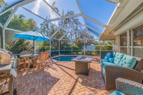 House in Tierra Verde, Florida 3 bedrooms, 217.67 sq.m. № 1416061 - photo 14