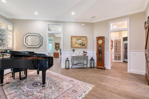 House in Bradenton, Florida 7 bedrooms, 702.53 sq.m. № 1884307 - photo 17