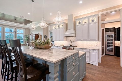 House in Bradenton, Florida 7 bedrooms, 702.53 sq.m. № 1884307 - photo 25