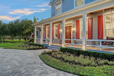 House in Bradenton, Florida 7 bedrooms, 702.53 sq.m. № 1884307 - photo 12