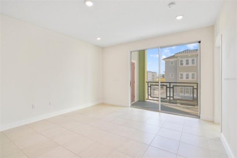Condo in Orlando, Florida, 2 bedrooms  № 1856283 - photo 6