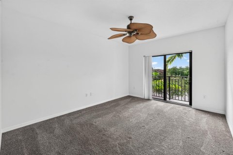 Condo in Palm Beach Gardens, Florida, 2 bedrooms  № 2384922 - photo 16