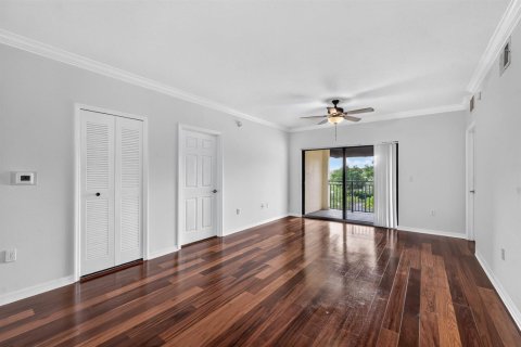 Condo in Palm Beach Gardens, Florida, 2 bedrooms  № 2384922 - photo 3