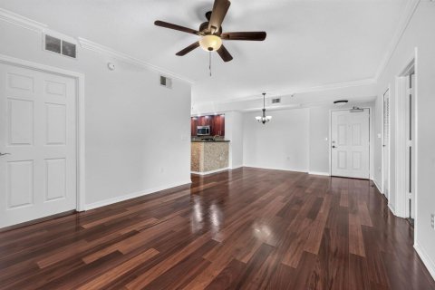 Condo in Palm Beach Gardens, Florida, 2 bedrooms  № 2384922 - photo 5