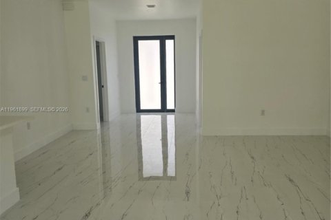 Villa ou maison à vendre à Lehigh Acres, Floride: 3 chambres № 2024675 - photo 11