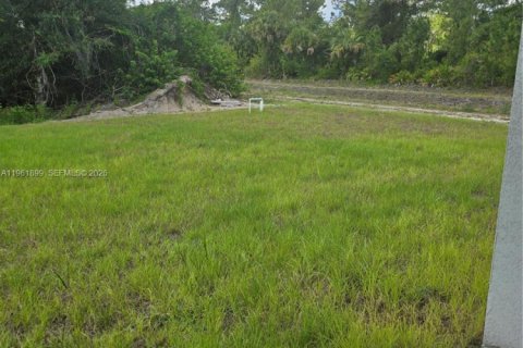 Villa ou maison à vendre à Lehigh Acres, Floride: 3 chambres № 2024675 - photo 12