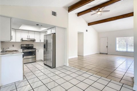 Casa en venta en Orlando, Florida, 5 dormitorios, 156.54 m2 № 1819246 - foto 2