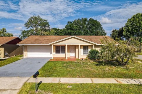 Casa en venta en Orlando, Florida, 5 dormitorios, 156.54 m2 № 1819246 - foto 1