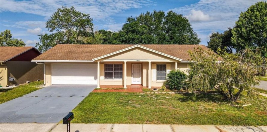 Casa en Orlando, Florida 5 dormitorios, 156.54 m2 № 1819246
