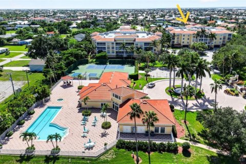 Copropriété à vendre à Punta Gorda, Floride: 3 chambres, 139.17 m2 № 2223121 - photo 3