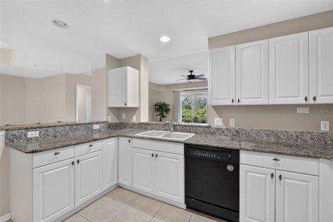 Copropriété à vendre à Punta Gorda, Floride: 3 chambres, 139.17 m2 № 2223121 - photo 17