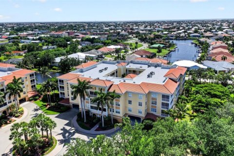 Copropriété à vendre à Punta Gorda, Floride: 3 chambres, 139.17 m2 № 2223121 - photo 4
