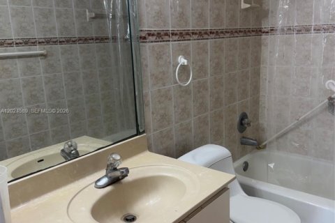Appartement à louer à Miami Beach, Floride: 2 chambres, 86.4 m2 № 2085270 - photo 12