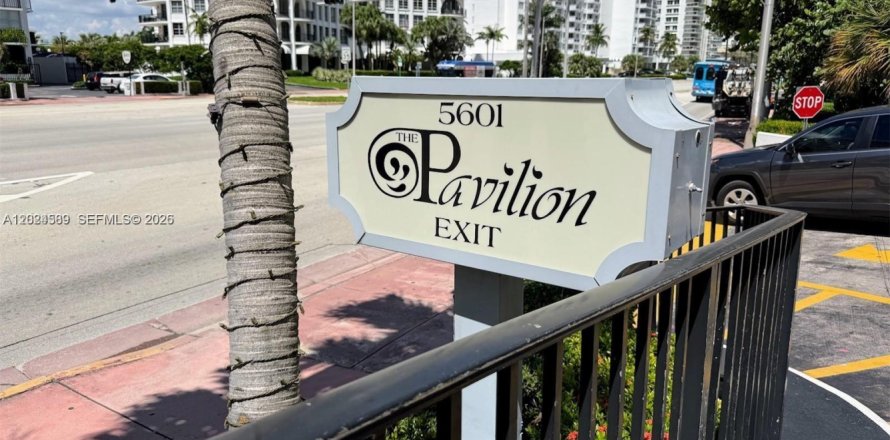 Appartement à Miami Beach, Floride 2 chambres, 86.4 m2 № 2085270