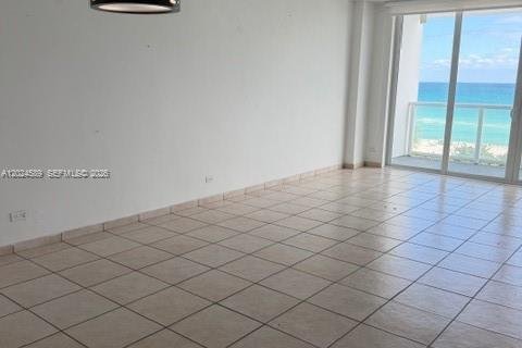 Appartement à louer à Miami Beach, Floride: 2 chambres, 86.4 m2 № 2085270 - photo 7