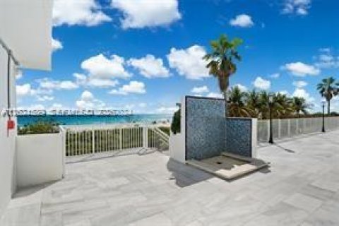 Appartement à louer à Miami Beach, Floride: 2 chambres, 86.4 m2 № 2085270 - photo 19
