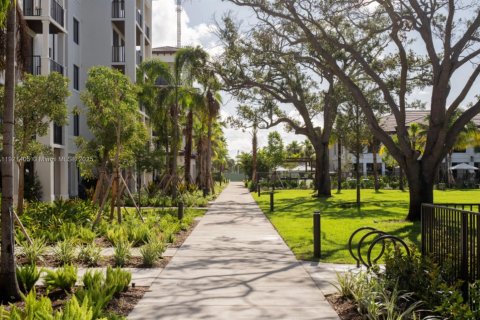 Снять в аренду квартиру в Делрей-Бич, Флорида 3 спальни, 130.81м2, № 1975514 - фото 10