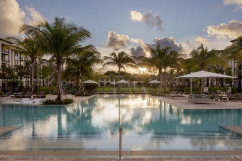 Снять в аренду квартиру в Делрей-Бич, Флорида 3 спальни, 130.81м2, № 1975514 - фото 11