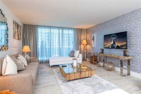 Condominio en alquiler en Miami Beach, Florida, 1 dormitorio, 80.45 m2 № 1959023 - foto 15