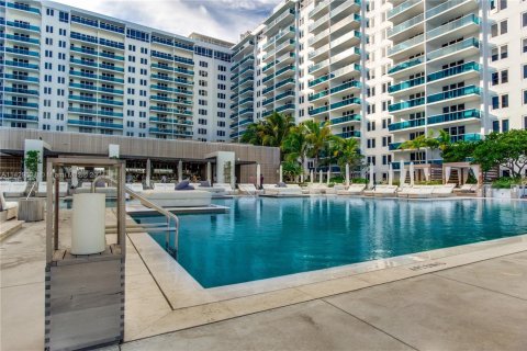 Condominio en alquiler en Miami Beach, Florida, 1 dormitorio, 80.45 m2 № 1959023 - foto 6