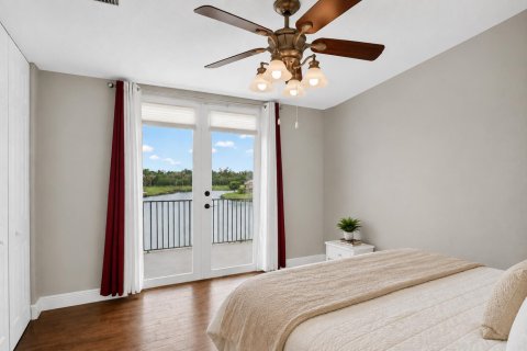 Villa ou maison à vendre à Royal Palm Beach, Floride: 5 chambres, 324.79 m2 № 2078444 - photo 24