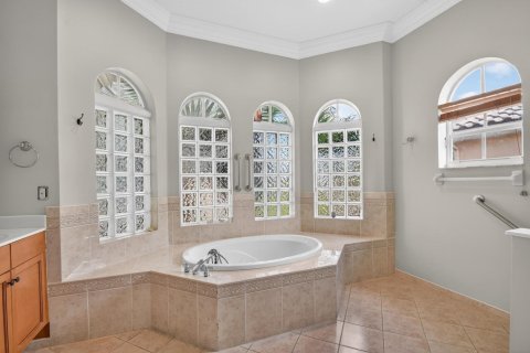 Villa ou maison à vendre à Royal Palm Beach, Floride: 5 chambres, 324.79 m2 № 2078444 - photo 19