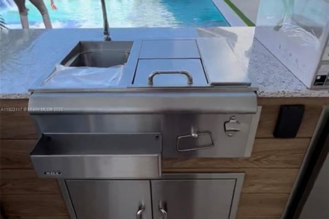 Купить виллу или дом в Дорал, Флорида 4 спальни, 214.05м2, № 2018839 - фото 11