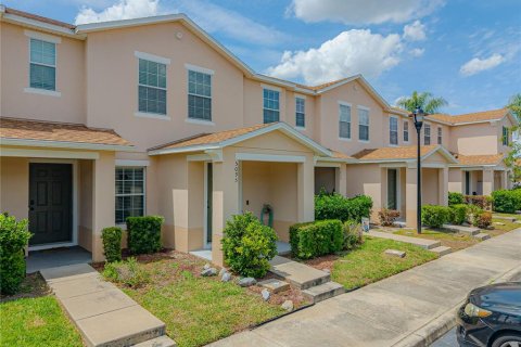 Touwnhouse à louer à Kissimmee, Floride: 2 chambres, 121.14 m2 № 2156680 - photo 2