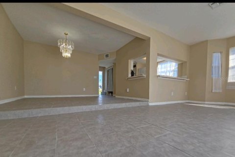 Townhouse in Davenport, Florida 3 bedrooms, 162.39 sq.m. № 1895088 - photo 10