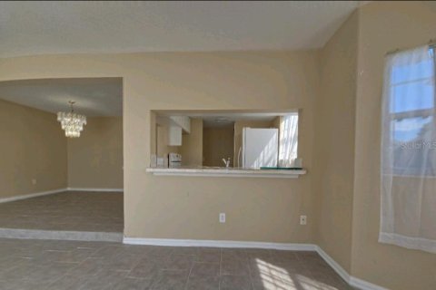 Townhouse in Davenport, Florida 3 bedrooms, 162.39 sq.m. № 1895088 - photo 11