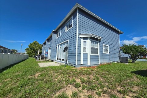 Townhouse in Davenport, Florida 3 bedrooms, 162.39 sq.m. № 1895088 - photo 3