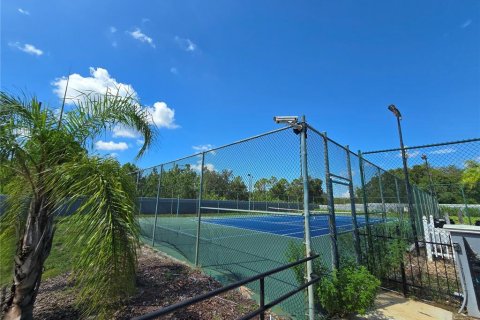 Townhouse in Davenport, Florida 3 bedrooms, 162.39 sq.m. № 1895088 - photo 30