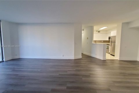 Купить кондоминиум в Авентура, Флорида 2 спальни, 109.72м2, № 1799236 - фото 9