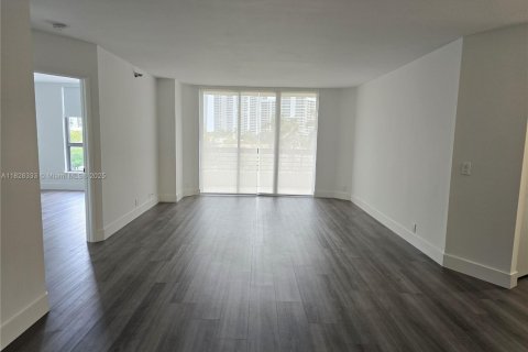 Купить кондоминиум в Авентура, Флорида 2 спальни, 109.72м2, № 1799236 - фото 6