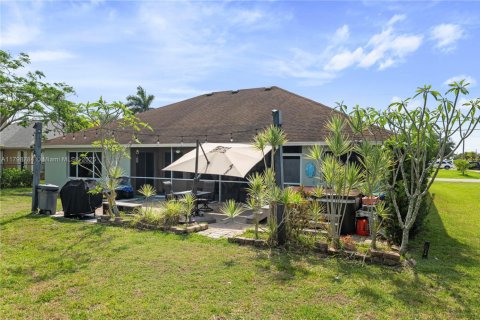 Villa ou maison à vendre à Port St. Lucie, Floride: 3 chambres, 229.47 m2 № 1713479 - photo 28