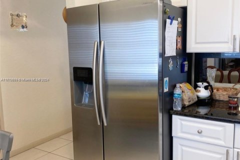 House in Boca Raton, Florida 2 bedrooms, 102.19 sq.m. № 1860963 - photo 8