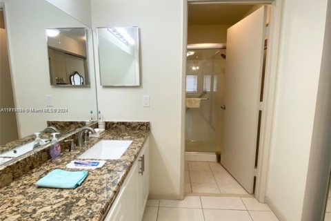 House in Boca Raton, Florida 2 bedrooms, 102.19 sq.m. № 1860963 - photo 24