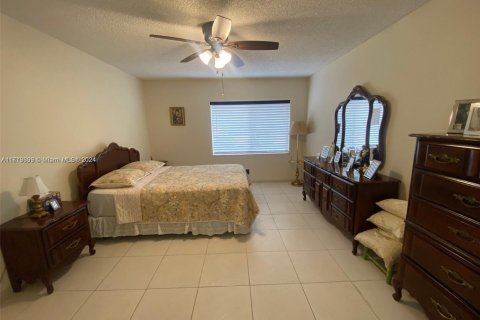 House in Boca Raton, Florida 2 bedrooms, 102.19 sq.m. № 1860963 - photo 30