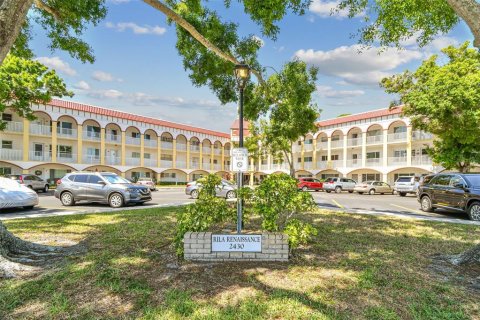 Condominio en venta en Clearwater, Florida, 2 dormitorios, 130.06 m2 № 1717770 - foto 4